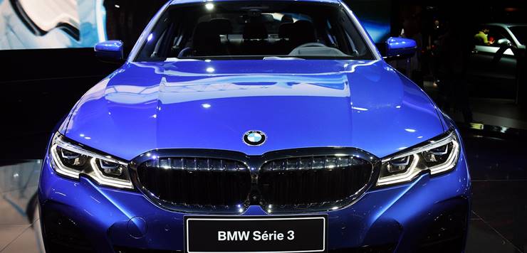 BMW serija 3 automobil